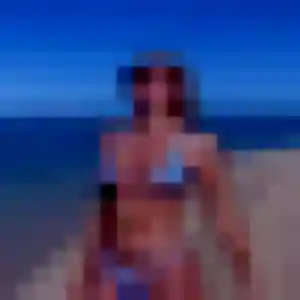 Leila, femme de 20 ans veut plan cul à Cabourg