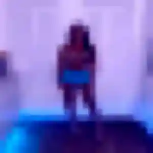 Découvre Samantha, 23 ans à Les Pieux gratuitement