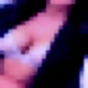 Charmante Lise, 19 ans à Saint-Hilaire-du-Harcouët - la contacter