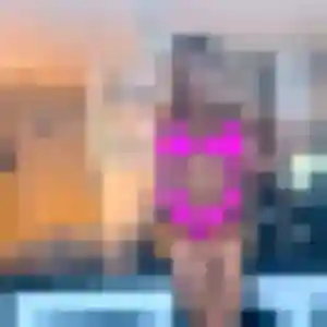 Lina, 42 ans, disponible à Saint-Sébastien-de-Morsent pour une rencontre coquine