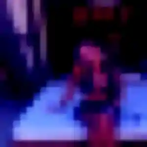 Roxane, 29 ans, disponible à Val-de-Reuil pour une rencontre coquine